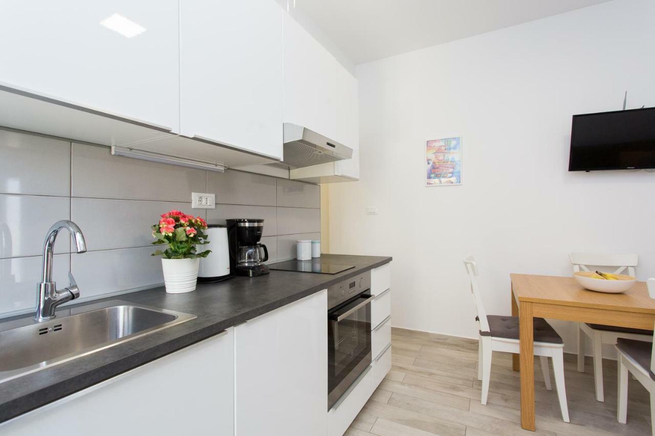 Apartments Pinery Makarska Luaran gambar